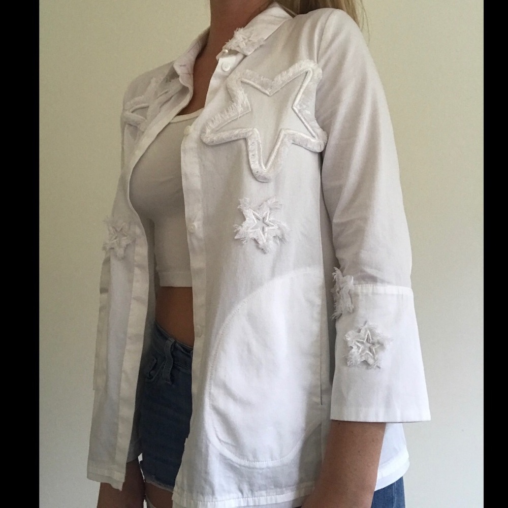 Star patch button up top
